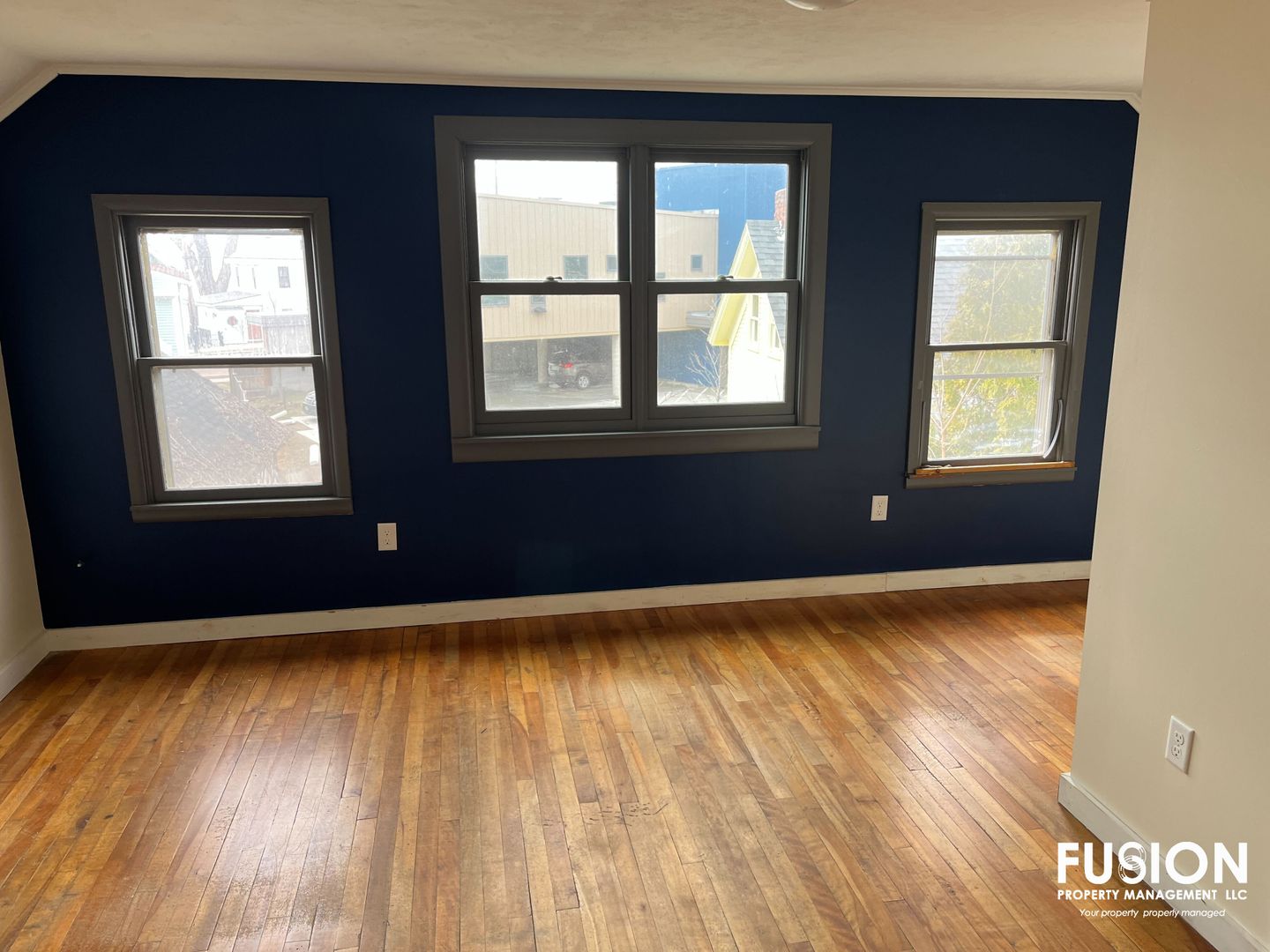 Burlington Apartment: 61 Front Street