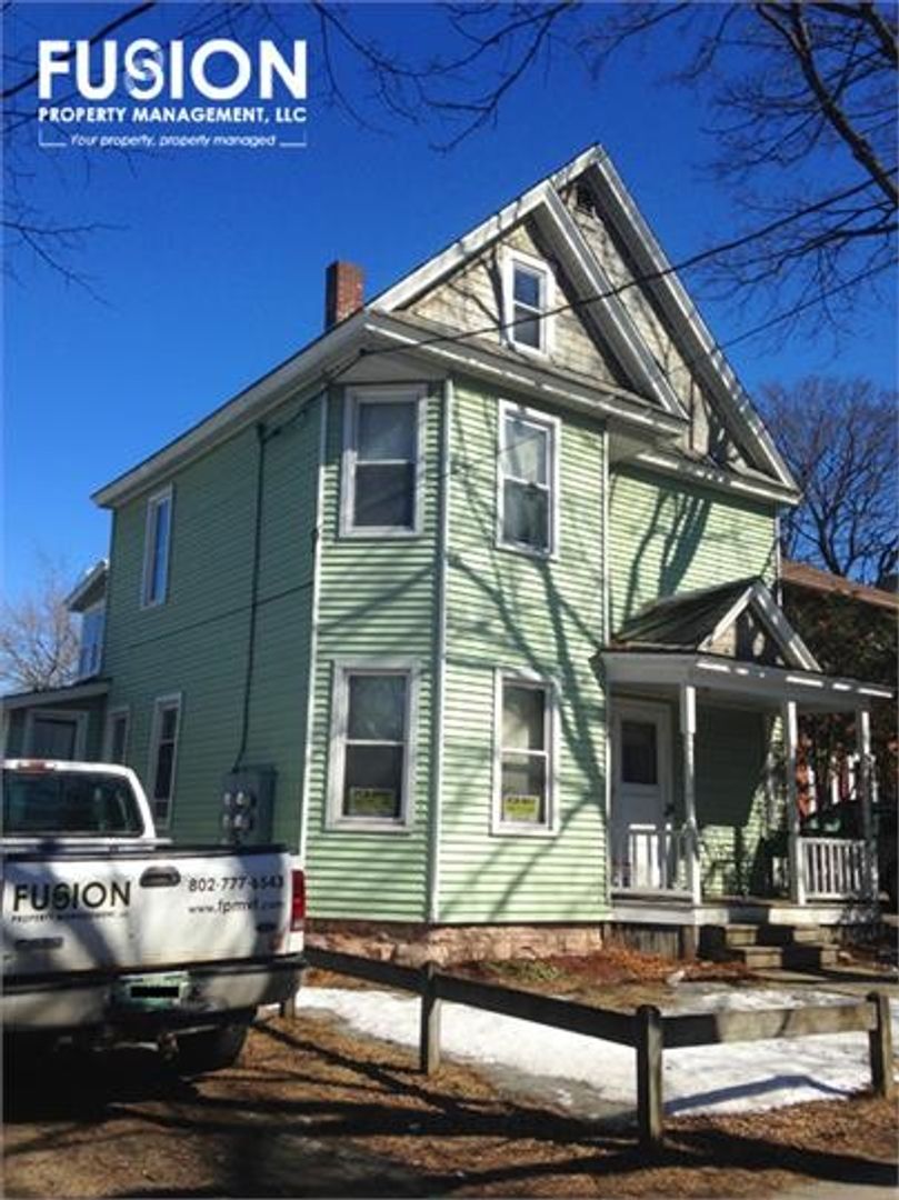 Burlington Apartment: 106 Loomis Street