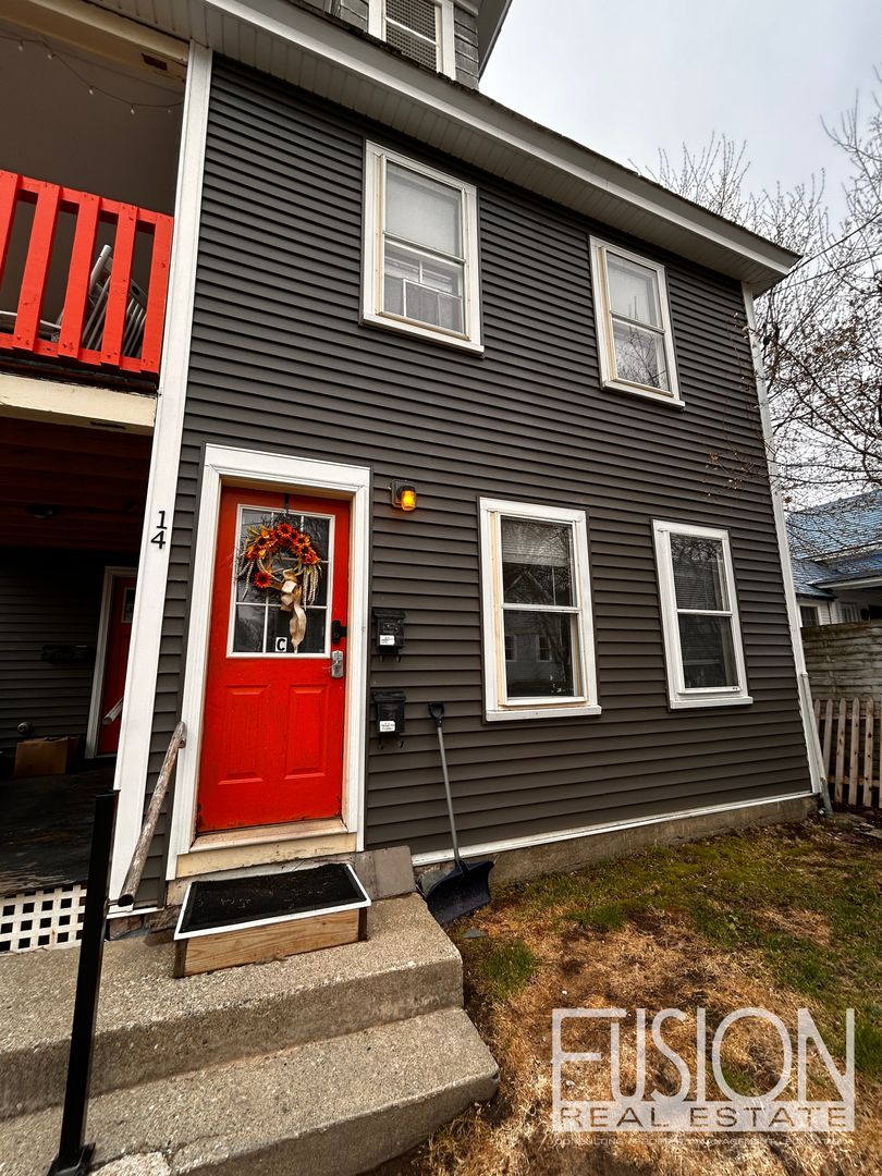 Winooski Apartment: 14 West Street