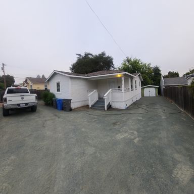 Great Classic Vintage 4-bedroom home on foothill close to Poly! – photo 1