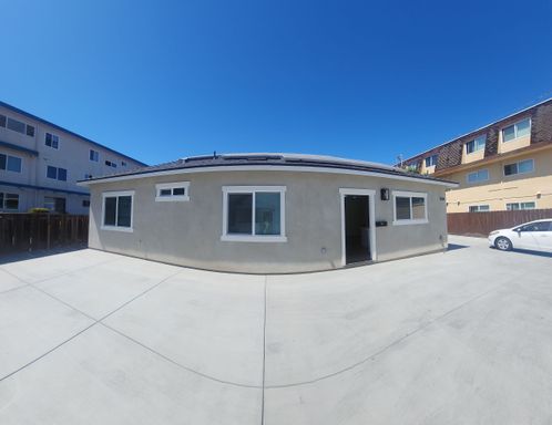 4 bed 2 bath close to shopping and Cal Poly Campus – photo 1