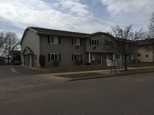 1 Bedroom Apartment in Eau Claire with washer and dryer in unit! – photo 1