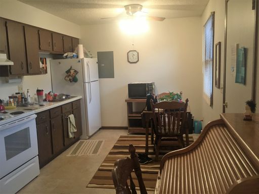 GREAT DEAL Excellent 2 Bed Apt. – photo 1