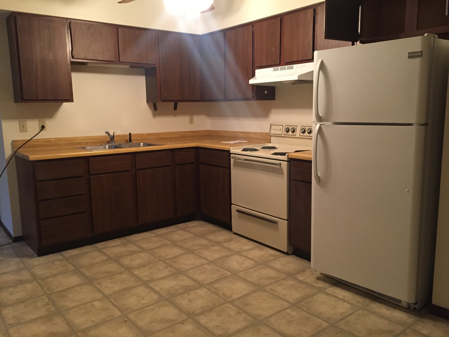 Eau Claire Apartment: 1031 Imperial