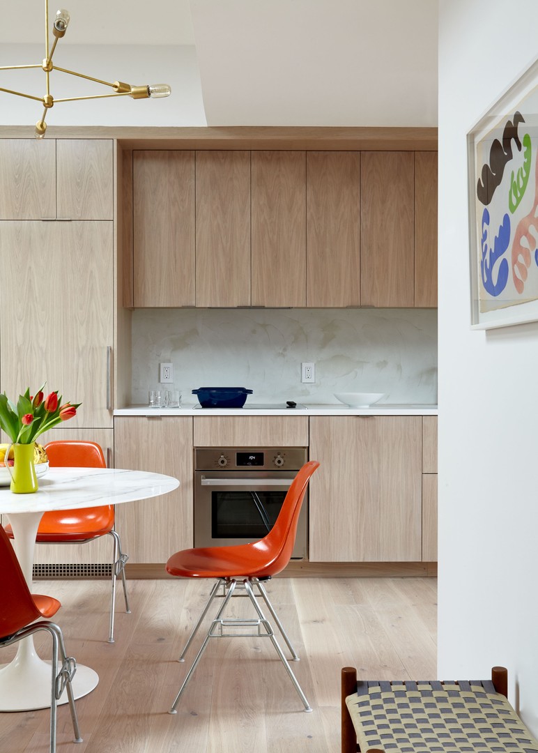 Great Barrington Apartment: 47 Railroad Street