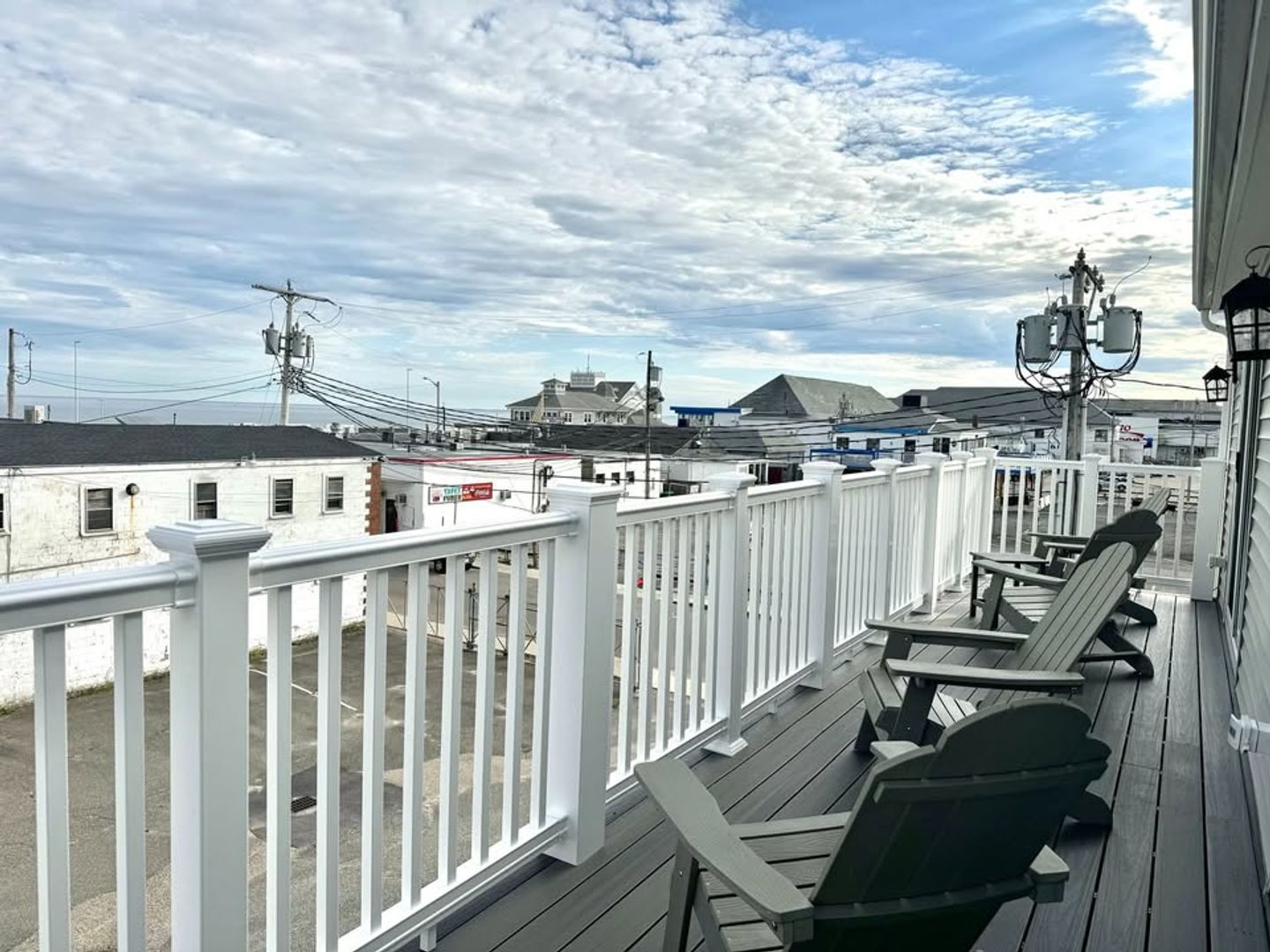 Hampton Apartment: 20-24 C Street