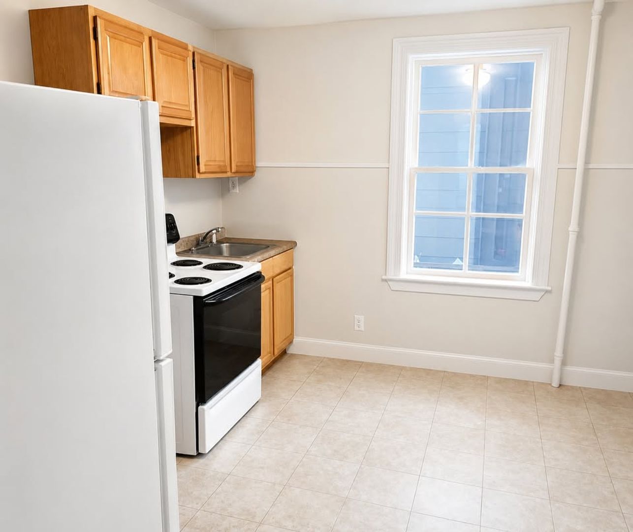 Laconia Apartment: 50-52 Rowe Court