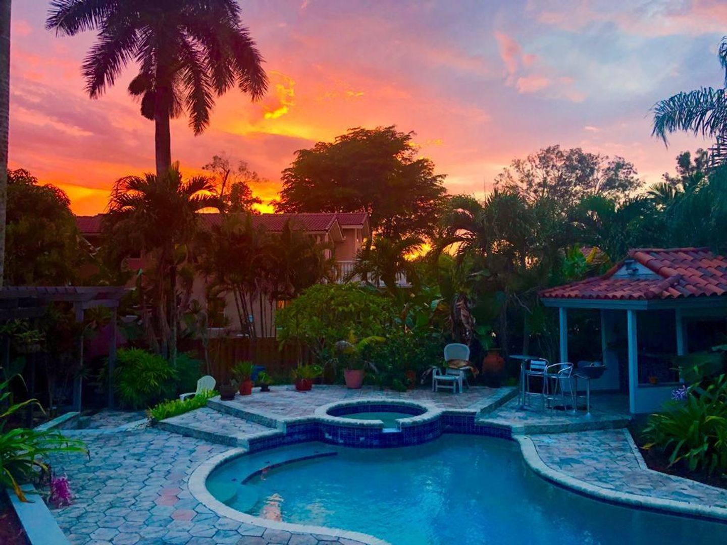 DAVIE House: 11081 SW 30TH CT