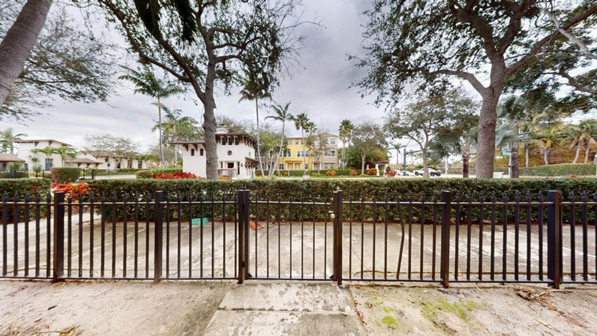 West Palm Beach House: 690 Amador Lane 3