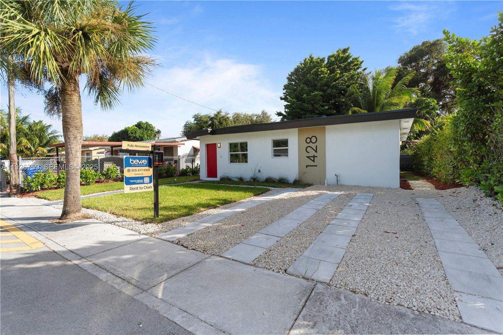NORTH MIAMI BEACH House: 1428 NE 153RD TER