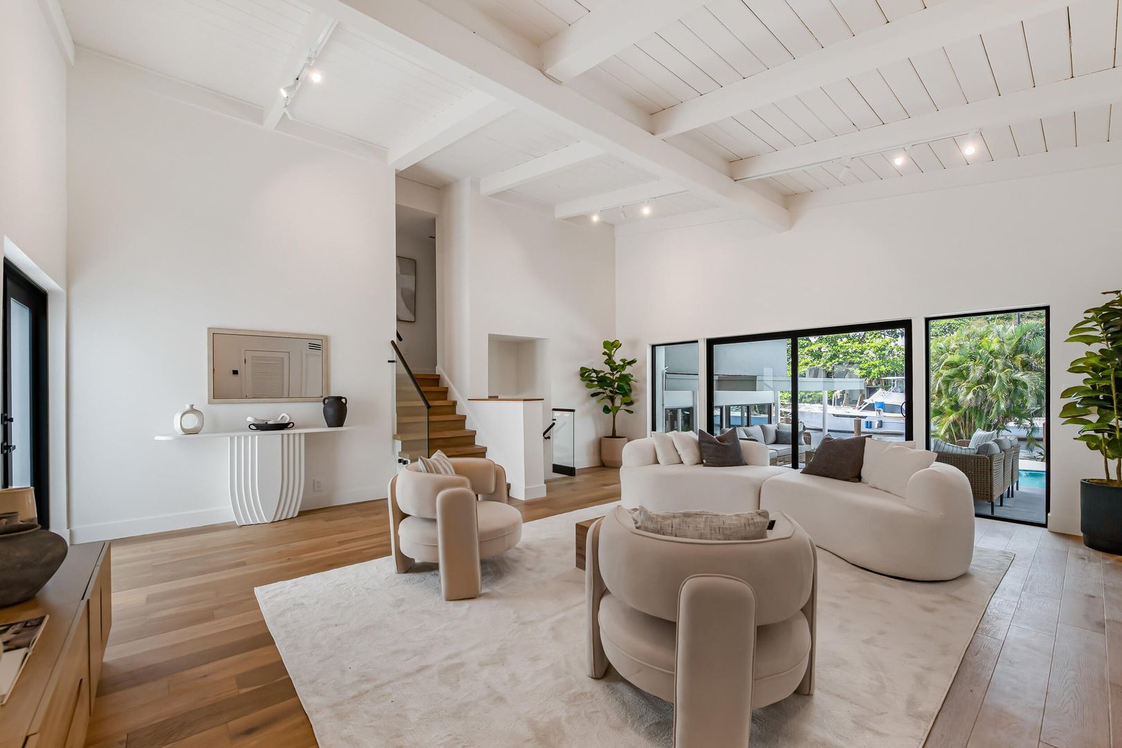 FORT LAUDERDALE House: 2637 SUGARLOAF LN #2637