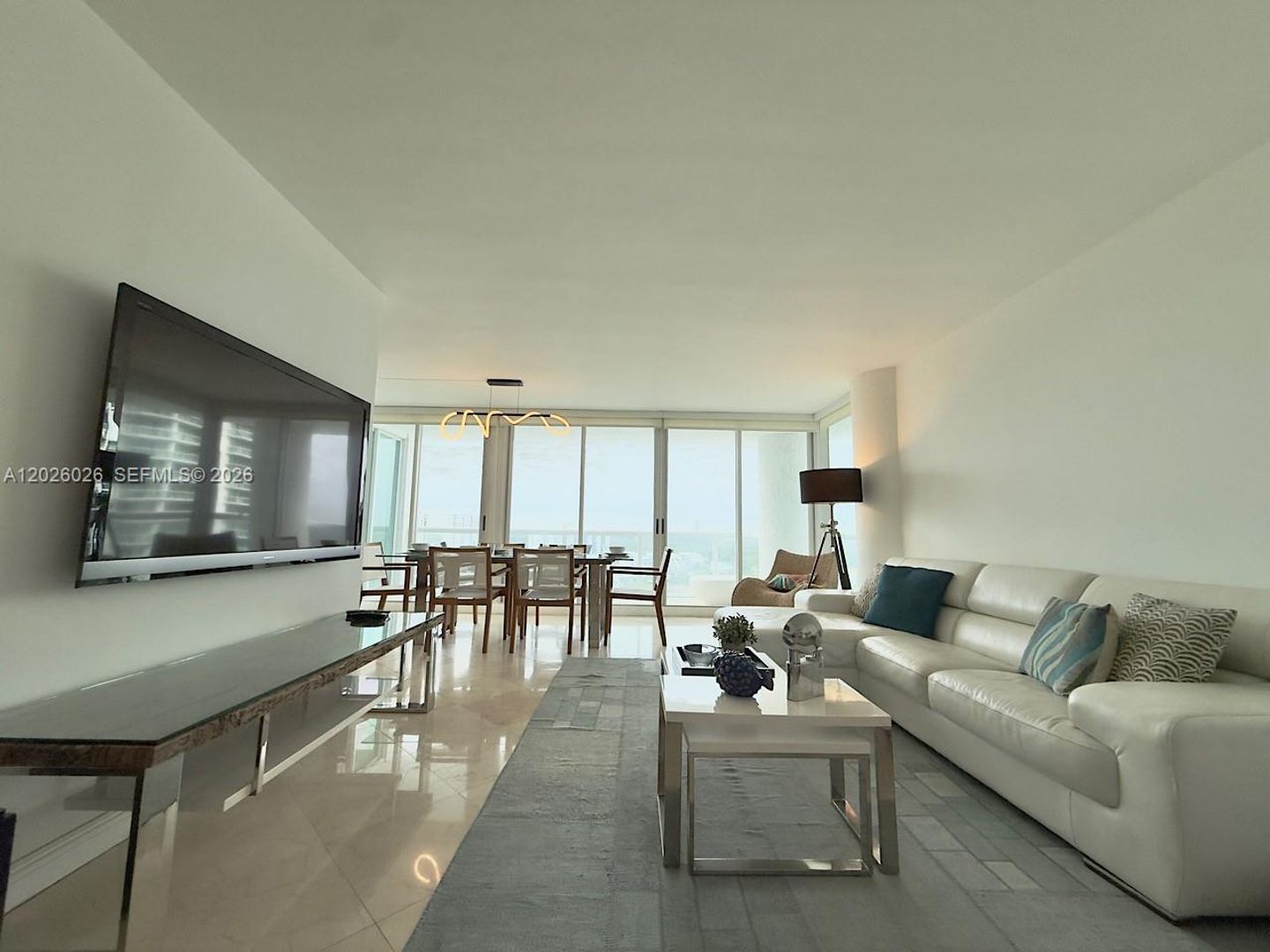 SUNNY ISLES BEACH House: 16400 COLLINS AVE #UNIT 1545