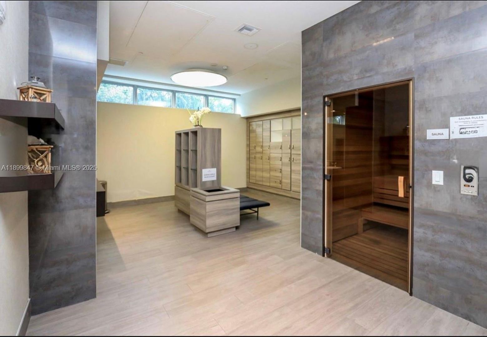 NORTH MIAMI BEACH House: 17111 BISCAYNE BLVD UNIT #409