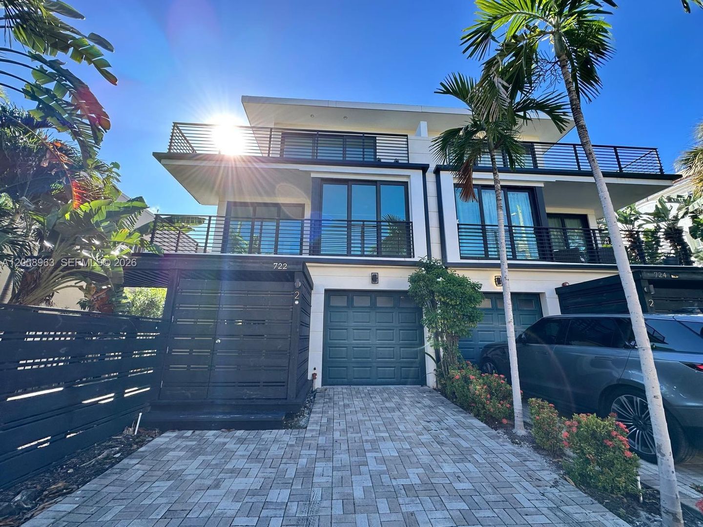 FORT LAUDERDALE House: 722 NE 15TH AVE #APT 2