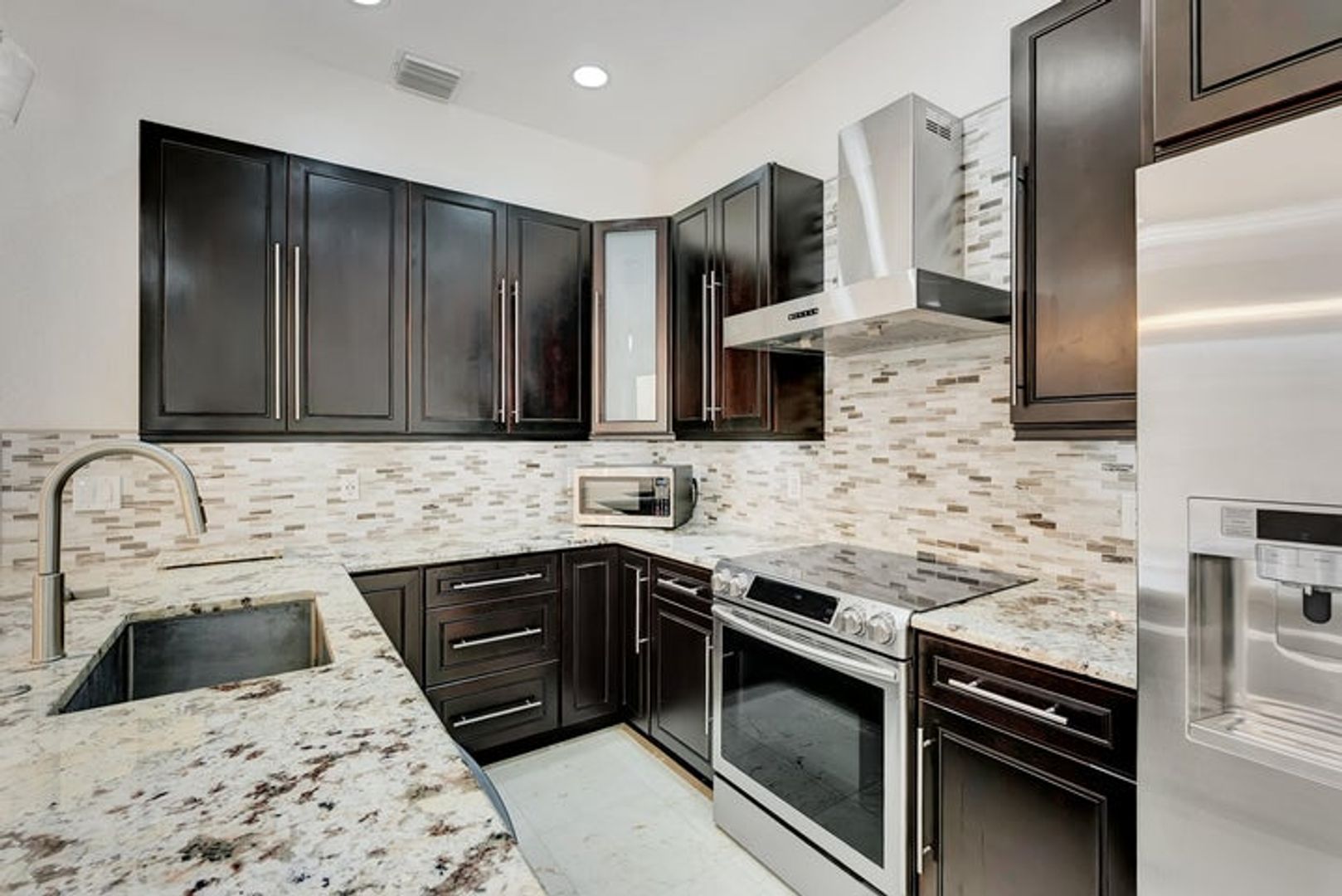 Boynton Beach House: 406 NW 25th Avenue