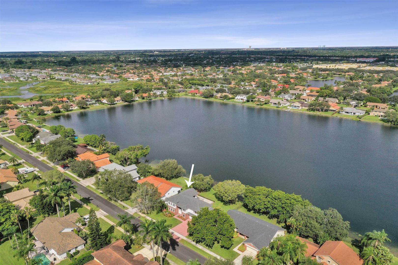 DAVIE House: 10225 SW 20TH ST