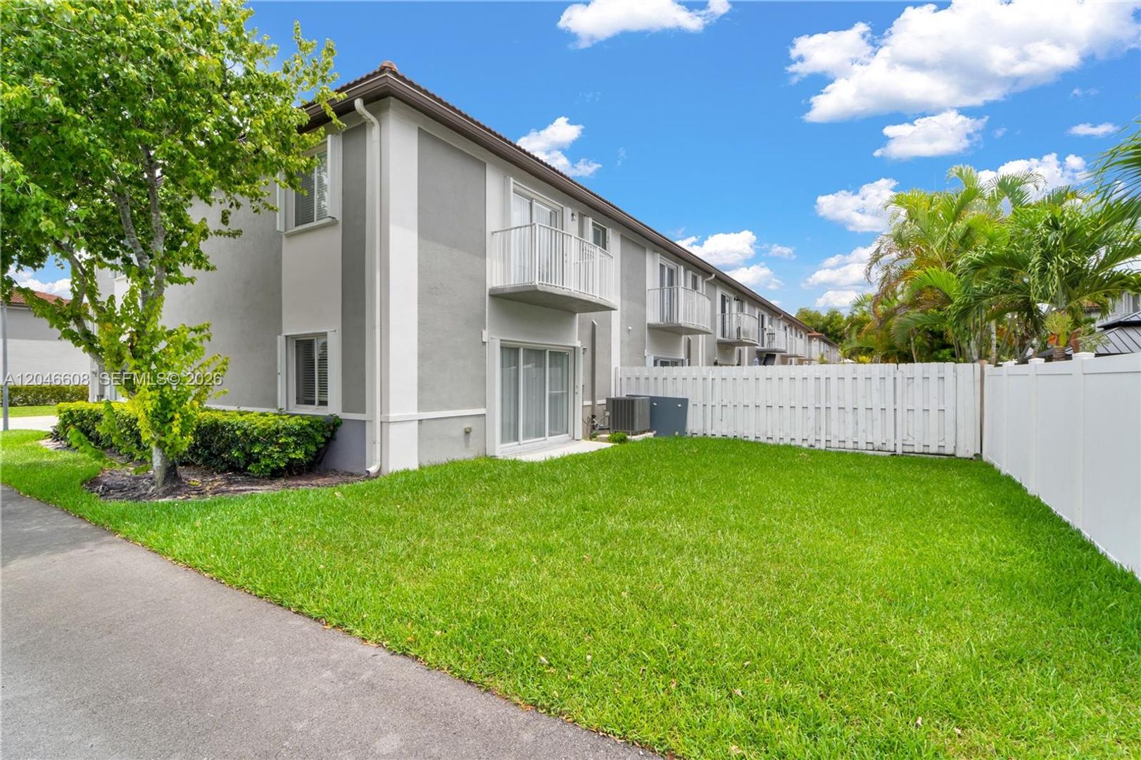 MIRAMAR House: 2802 SW 128TH WAY