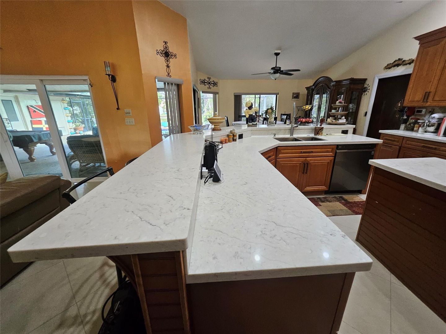 CORAL SPRINGS House: 197 NW 113TH WAY #197