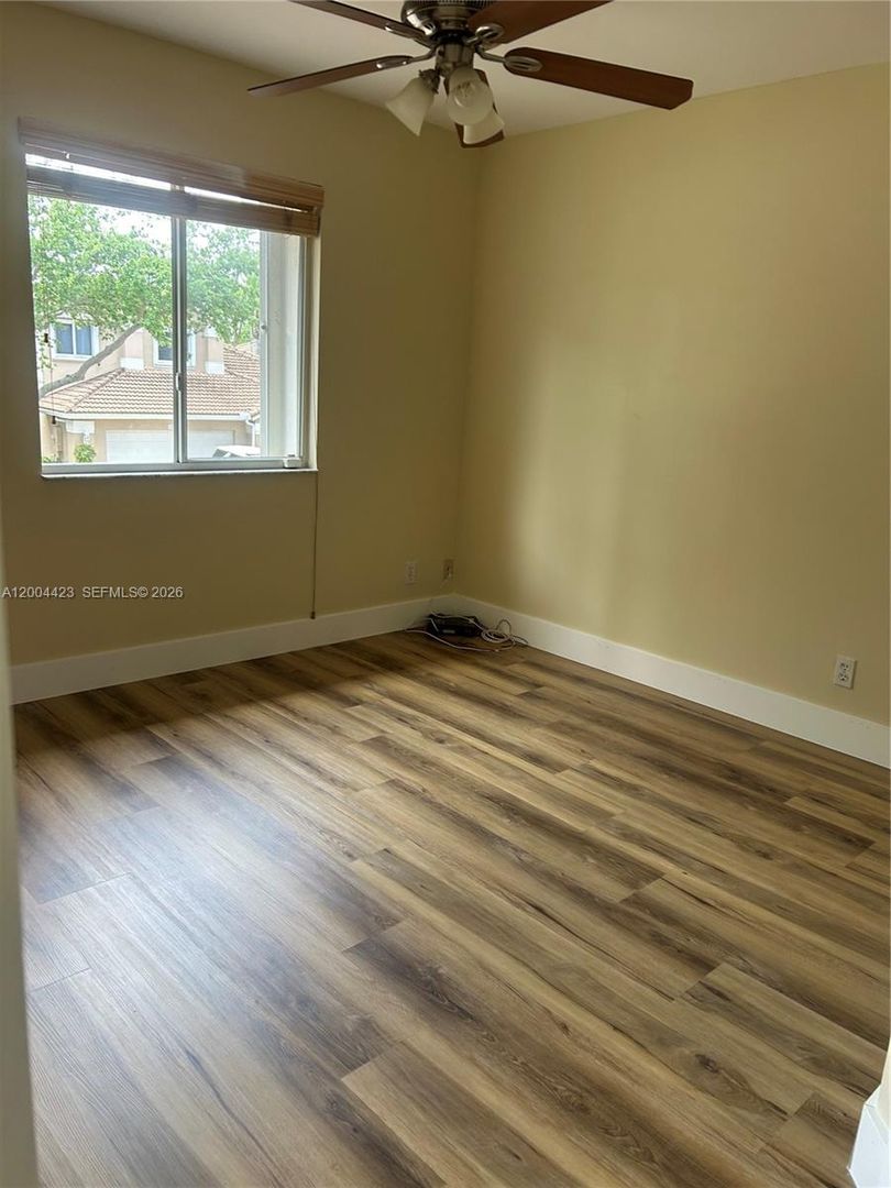 PEMBROKE PINES House: 15851 SW 10TH ST #UNIT 15851