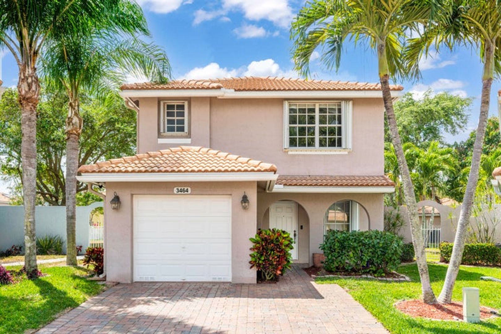 West Palm Beach House: 3464 Commodore Court