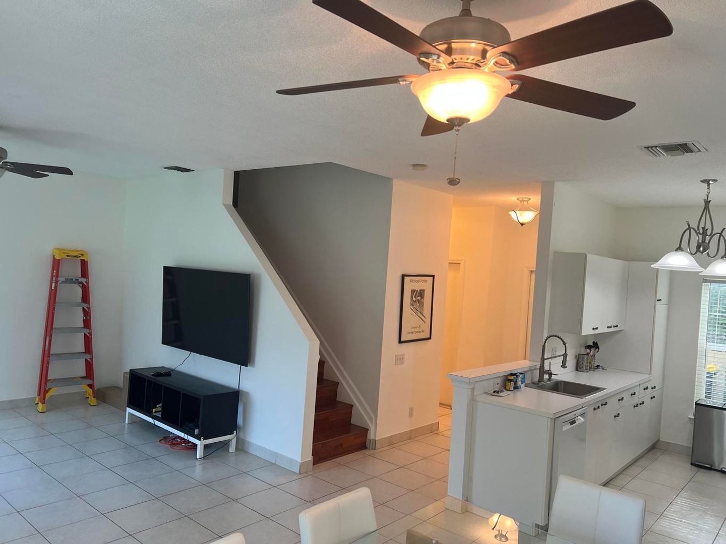DANIA House: 4878 SW 32ND TER