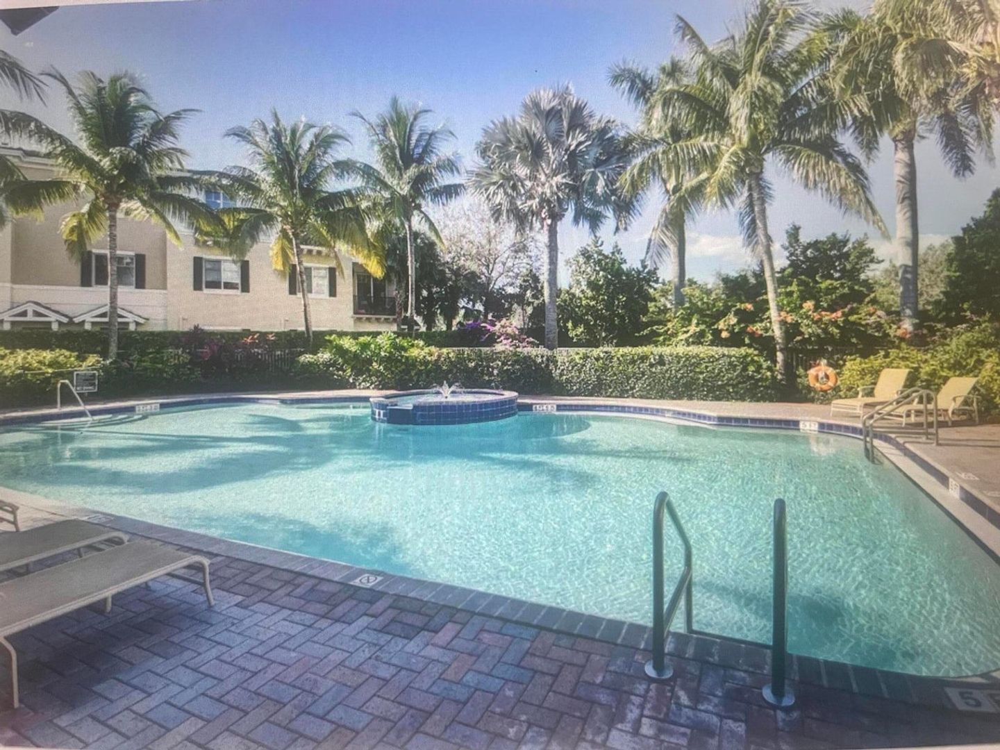 BOCA RATON House: 552 NW 39TH CIR #UNIT 552