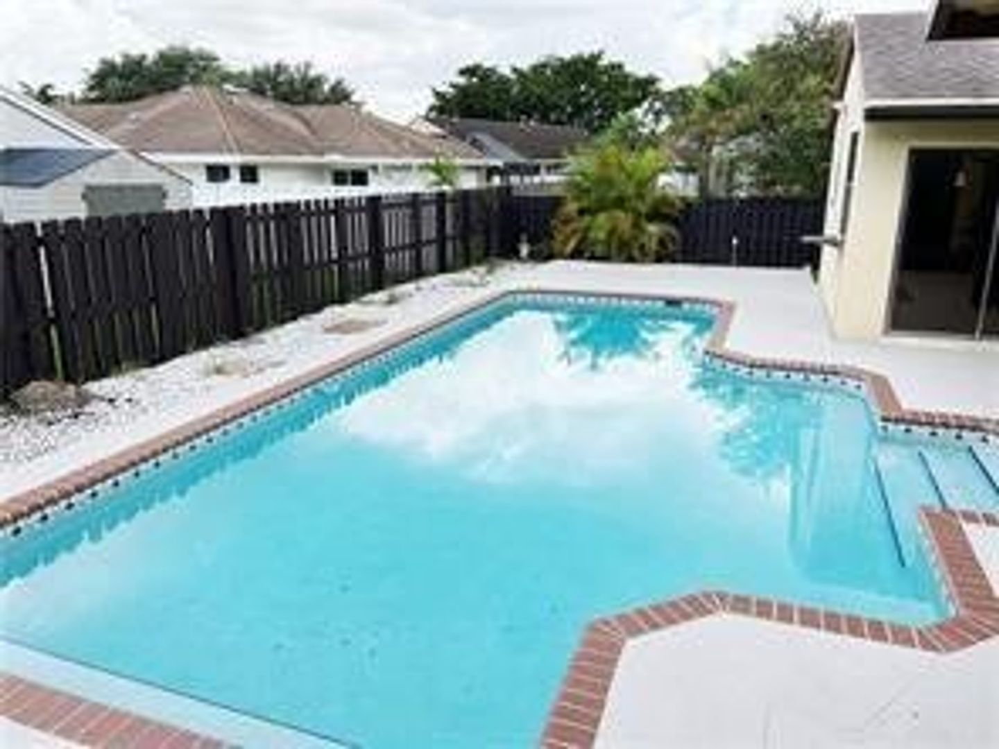 CORAL SPRINGS House: 11282 NW 44TH ST