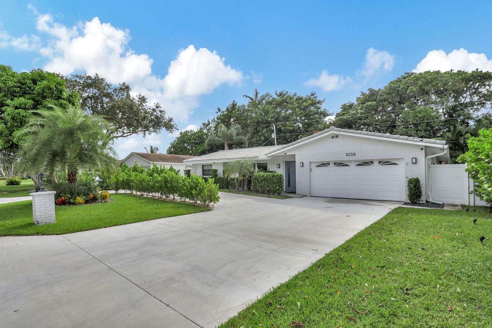 BOCA RATON House: 1035 NW 5TH AVE