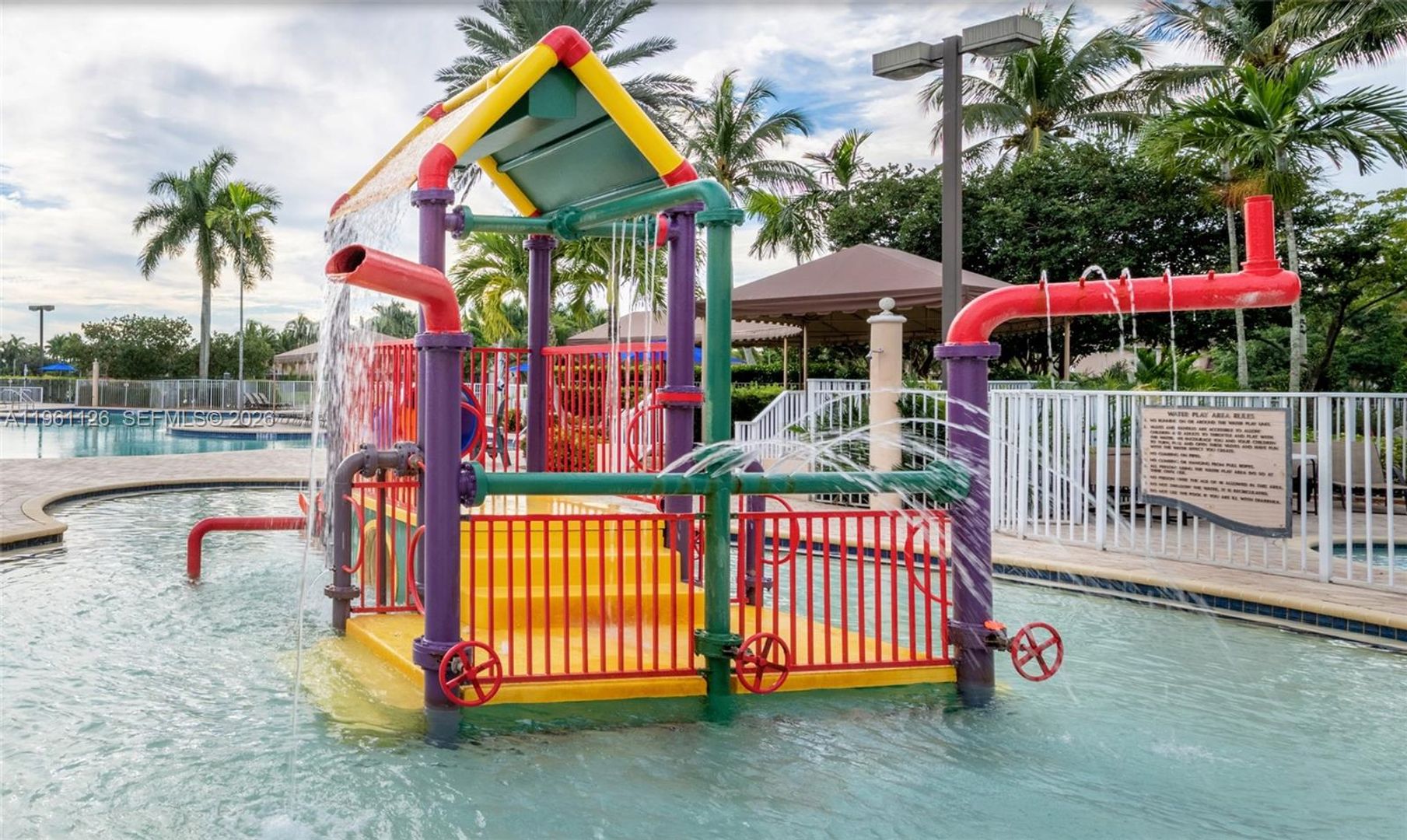 WESTON House: 1253 MAJESTY TER #1253