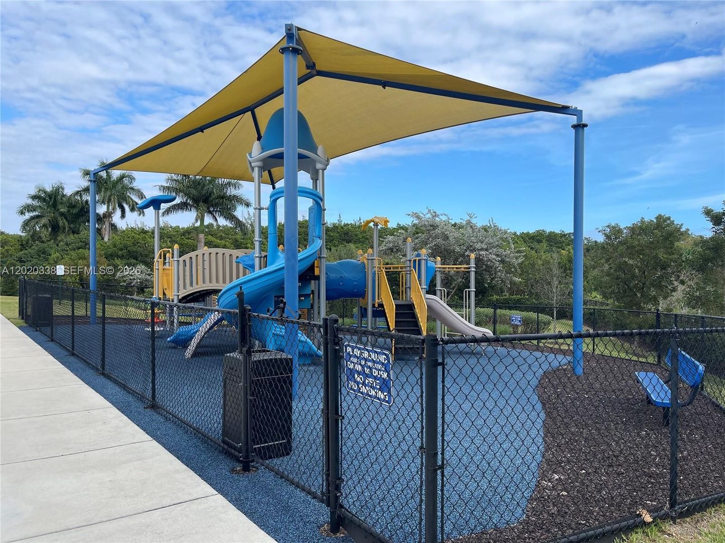 NORTH MIAMI House: 14951 ROYAL OAKS LN #UNIT 2606