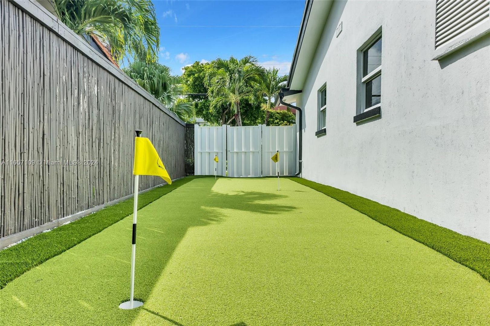 FORT LAUDERDALE House: 5220 NE 26TH AVE