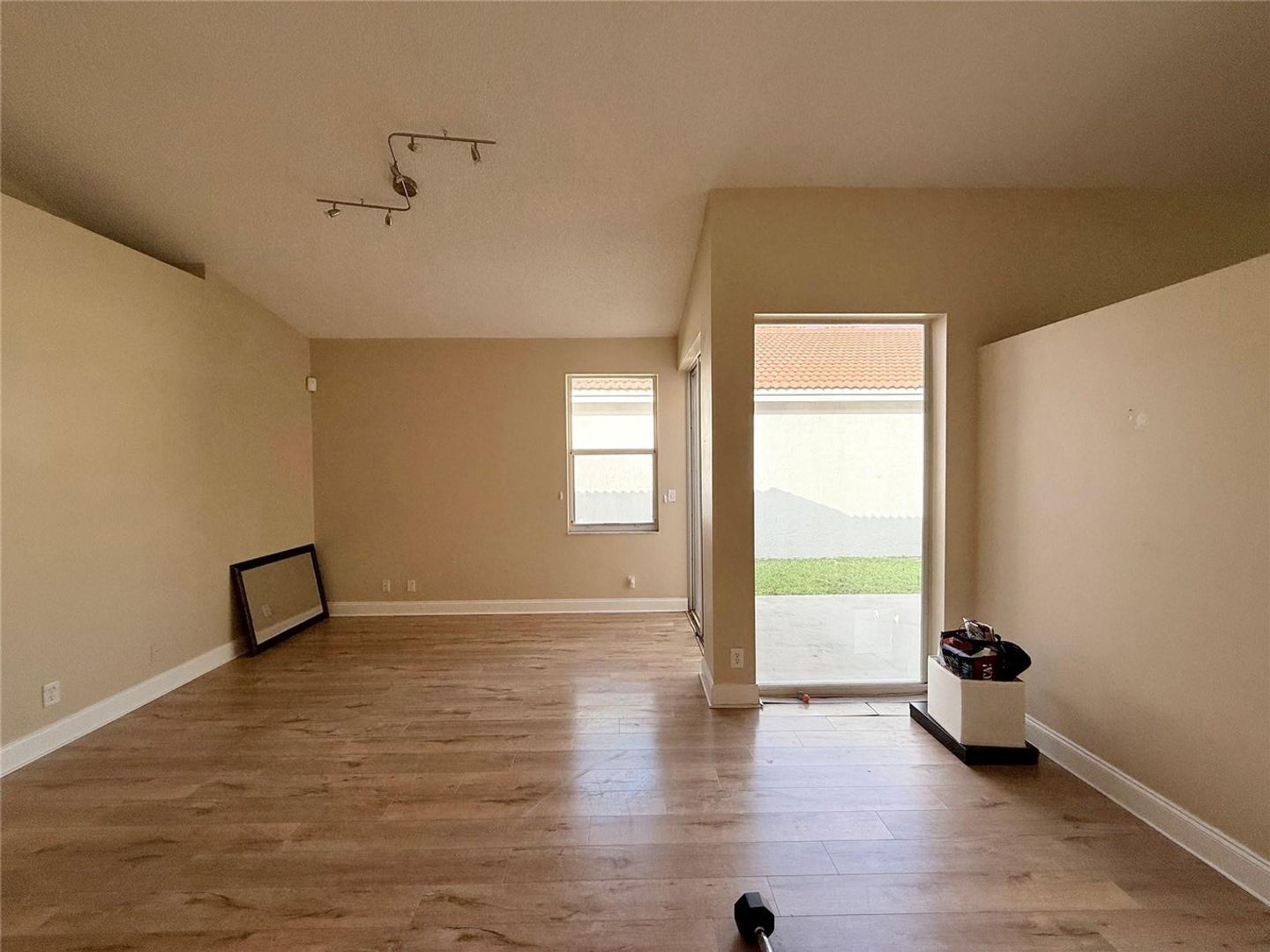 DAVIE House: 4965 SW 153RD AVE #4965