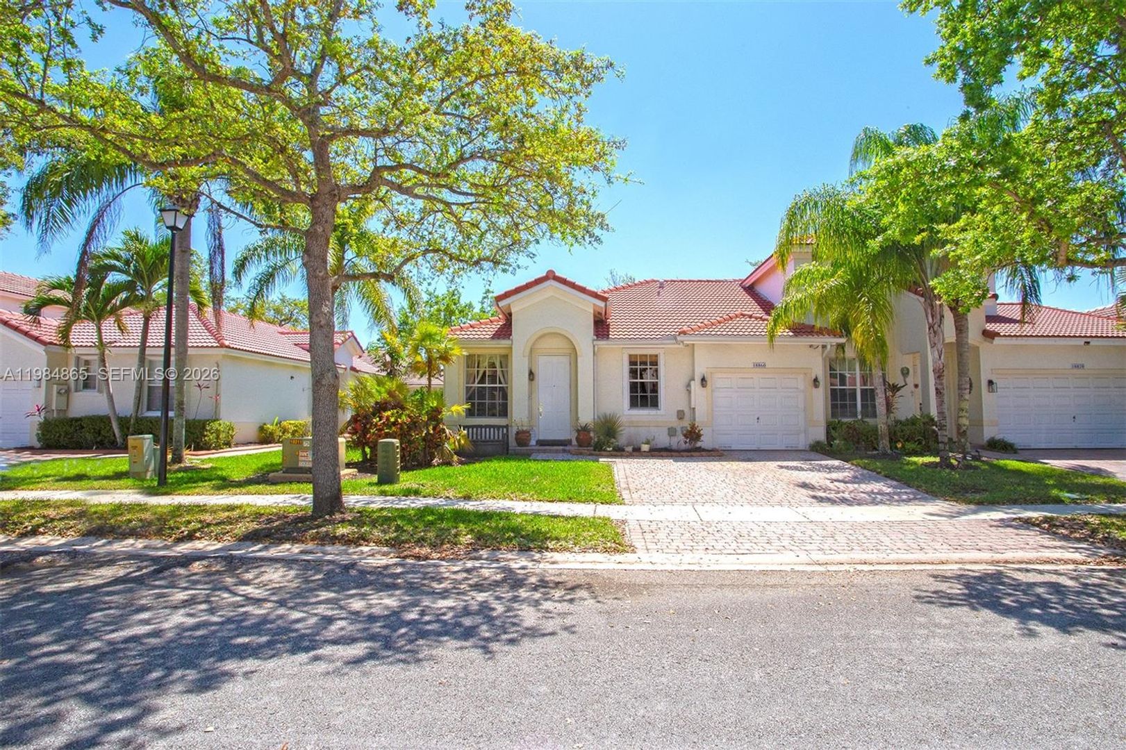 MIRAMAR House: 18860 SW 25TH CT