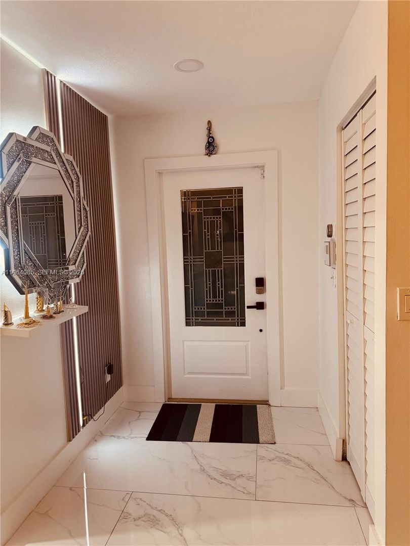 PEMBROKE PINES House: 11761 NW 12TH ST #11761