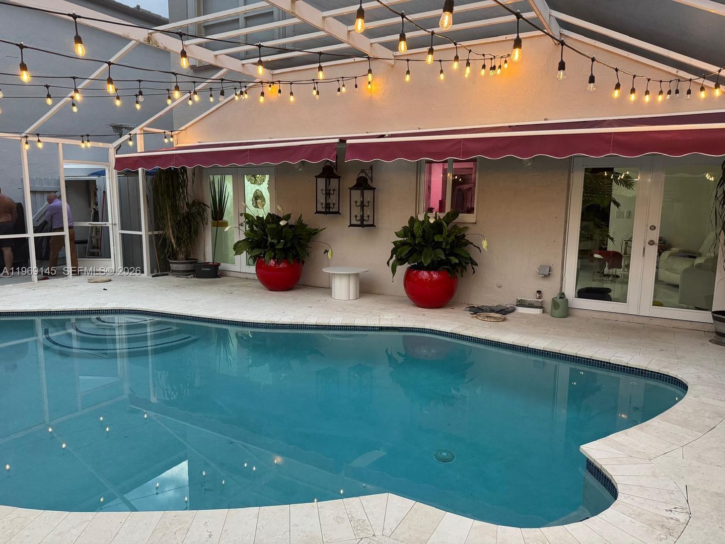 Miramar House: 15220 SW 49th Street