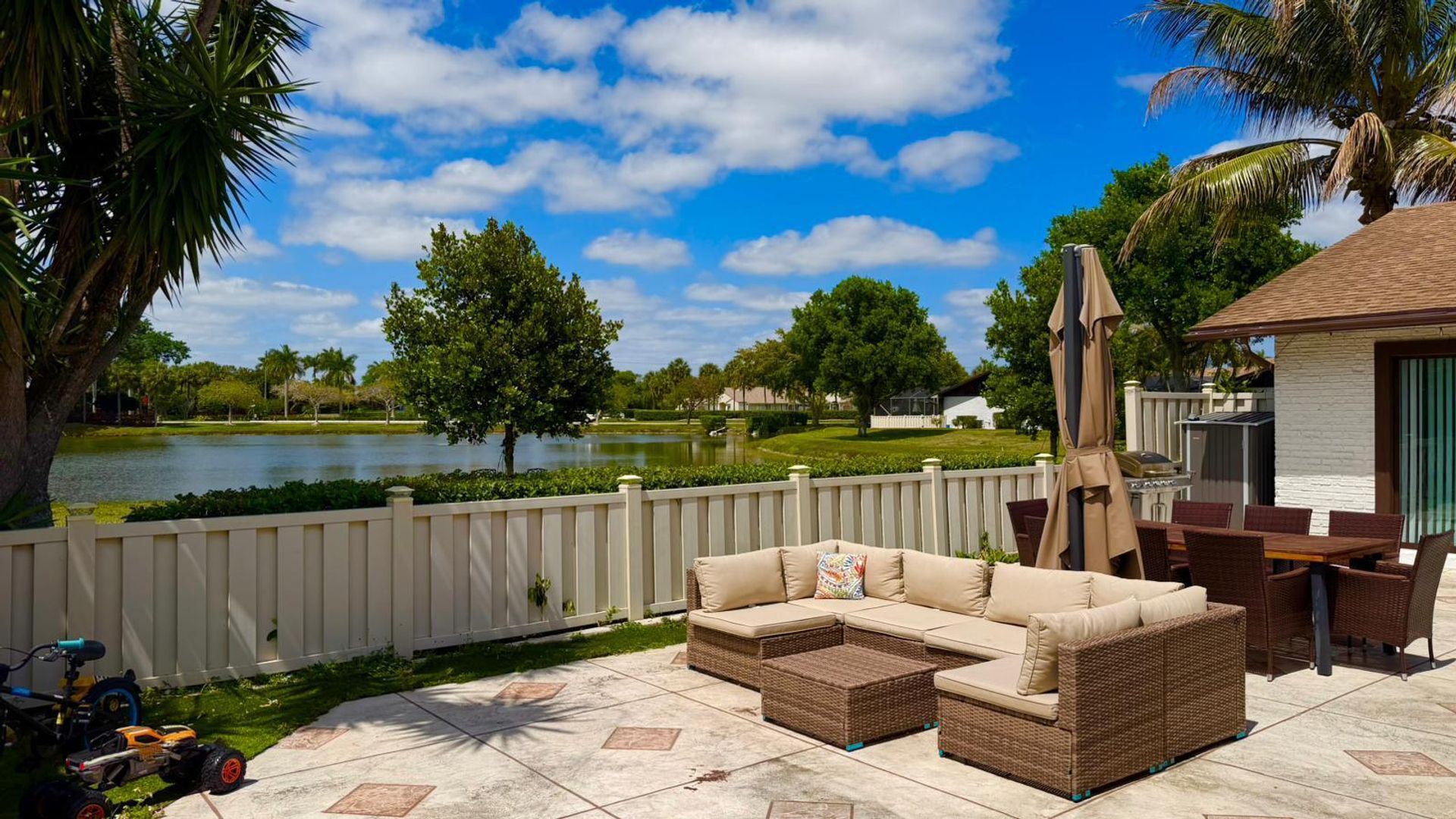 BOCA RATON House: 9903 BOCA GARDENS TRL #APT A
