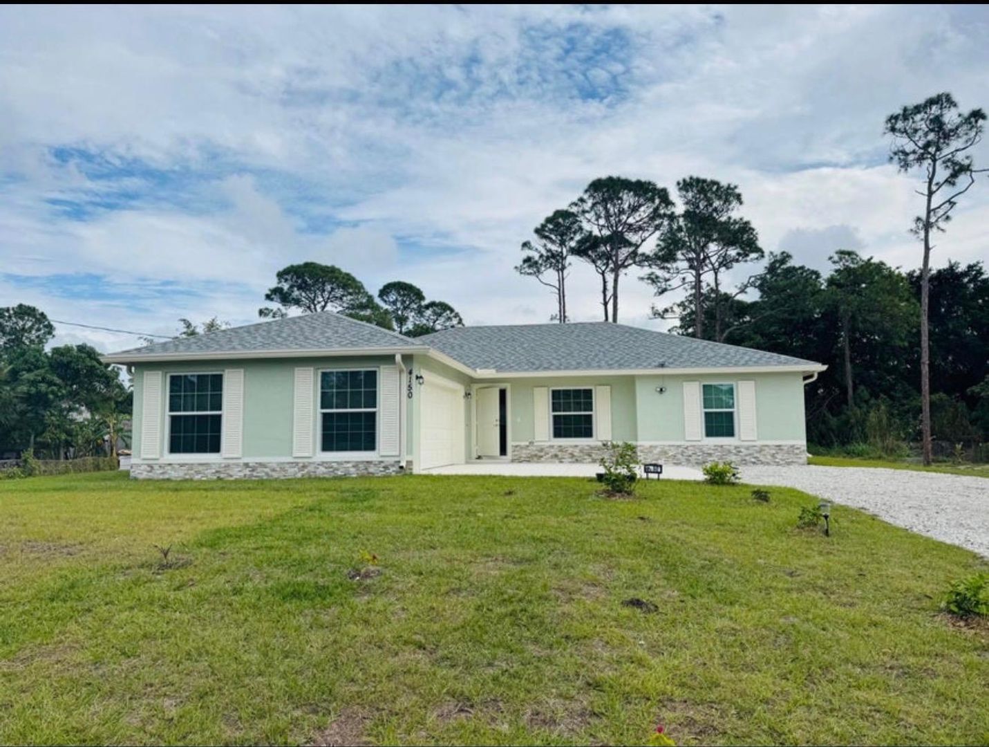 Royal Palm Beach House: 4150 130th Avenue N