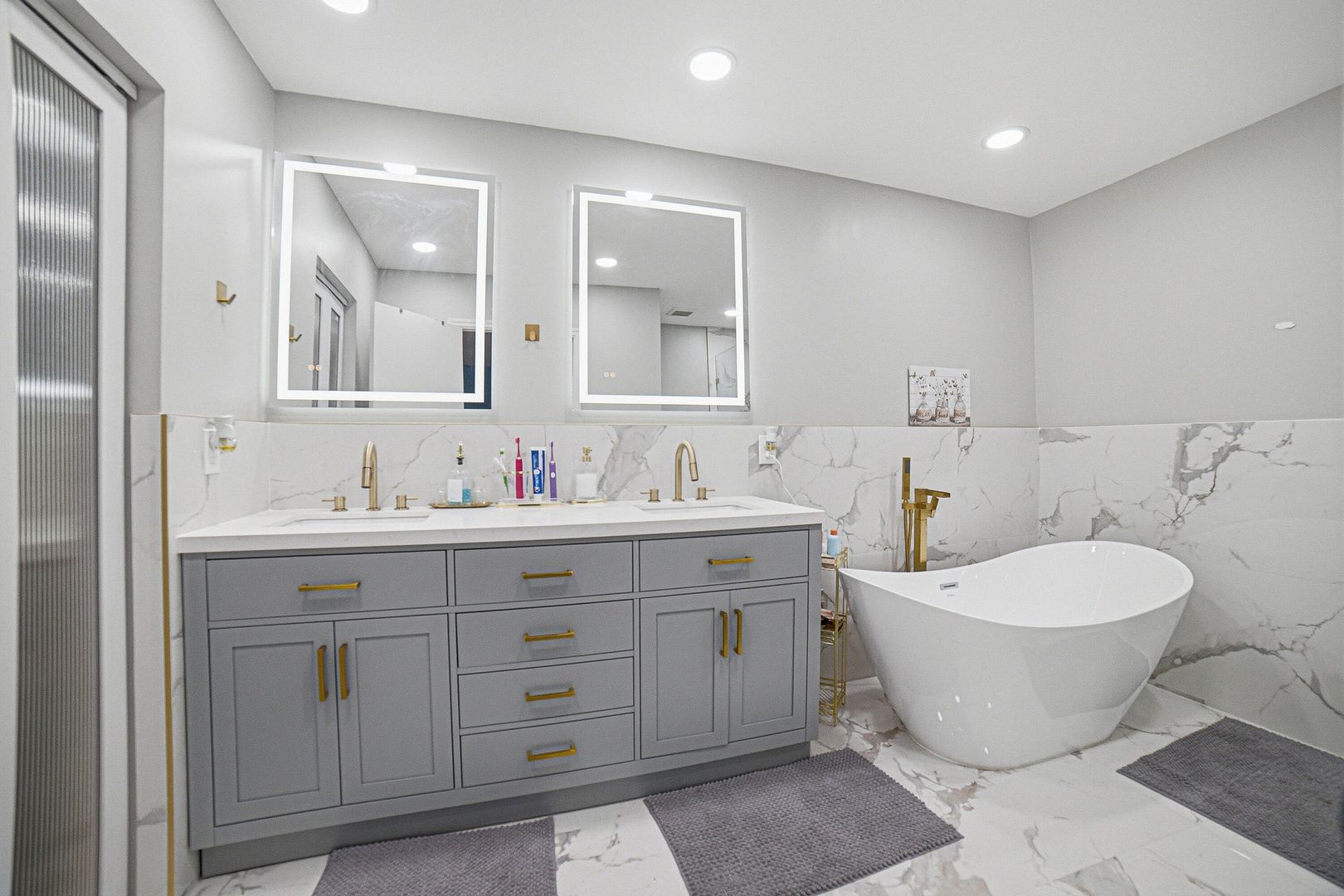 MARGATE House: 6466 BUENA VISTA DR #6466