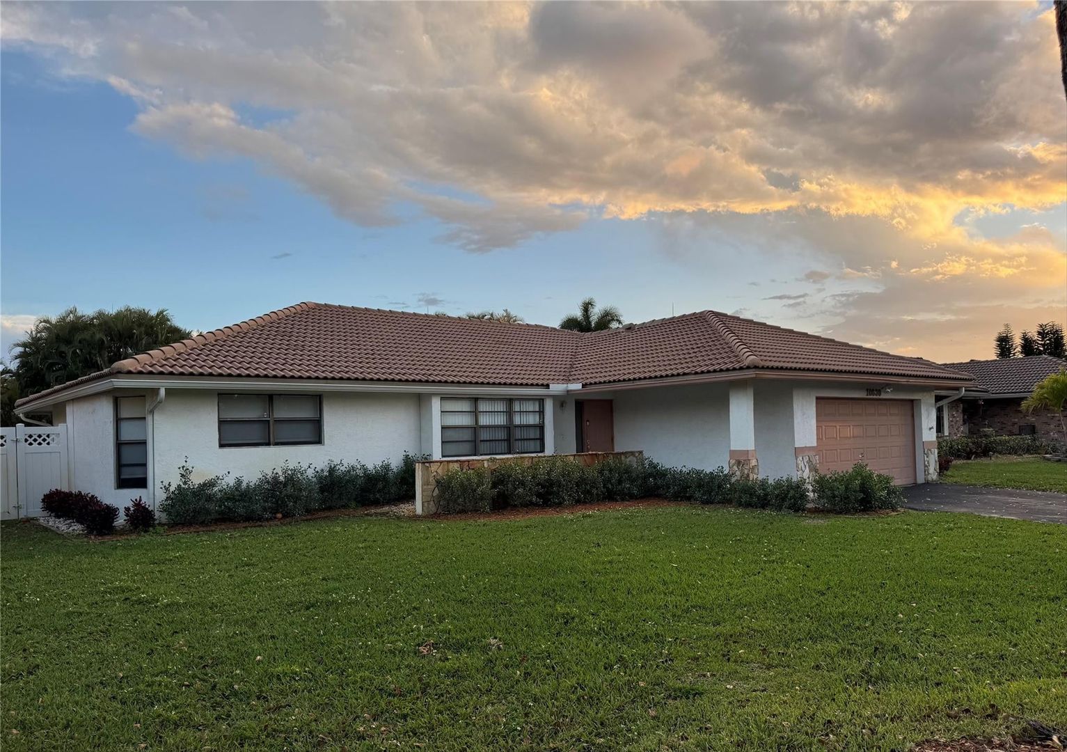 CORAL SPRINGS House: 10630 NW 2ND PL #10630