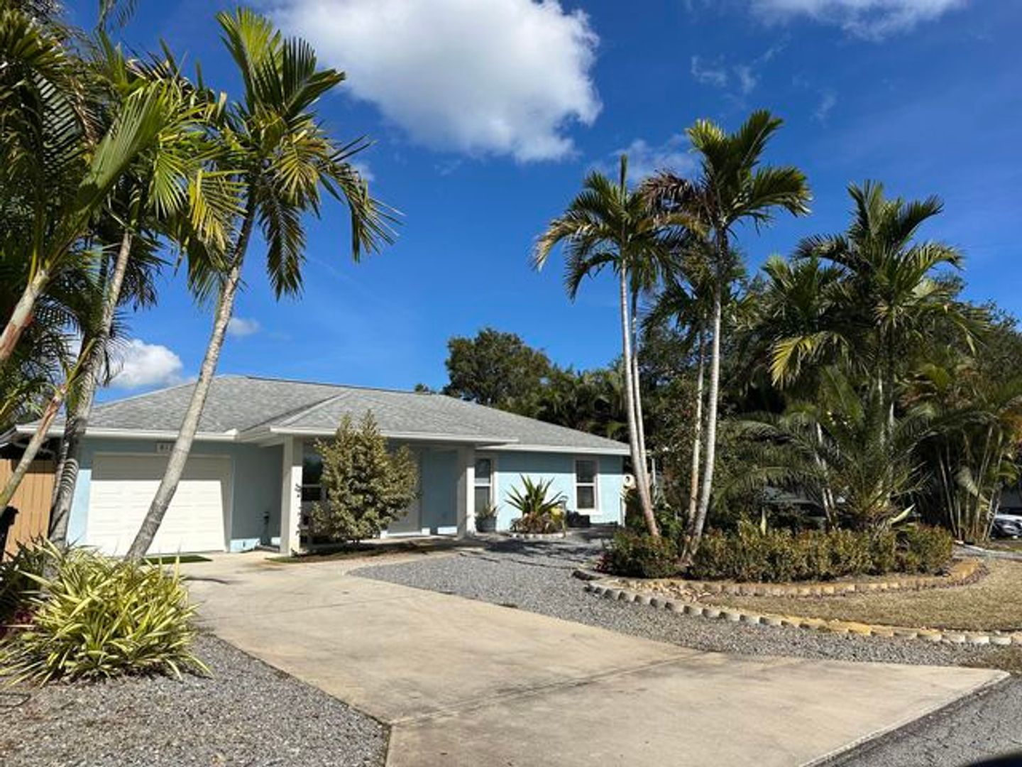 Hobe Sound House: 8171 SE Evergreen Street