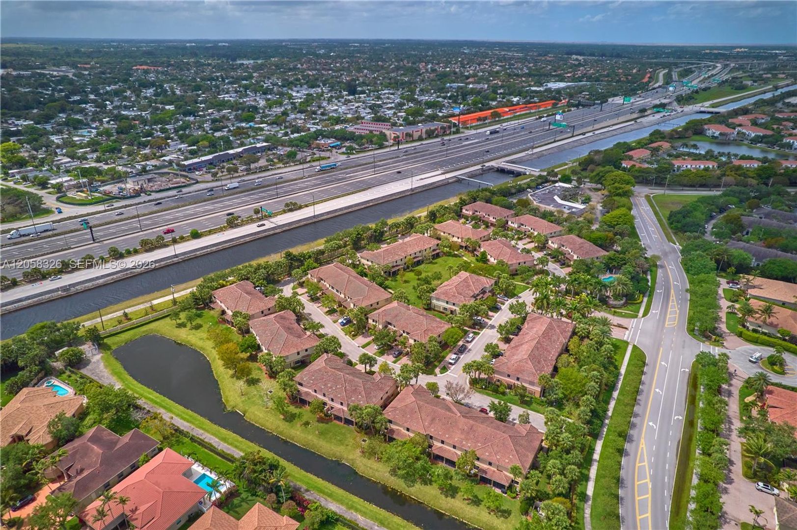 PLANTATION House: 129 RIVERWALK CIR E #129