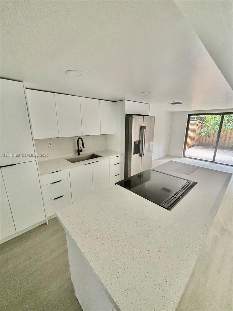 SUNRISE House: 8010 NW 27TH PL