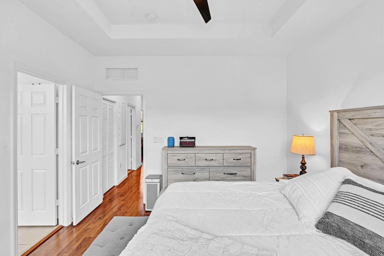 DAVIE House: 4668 BANKER TER #4668