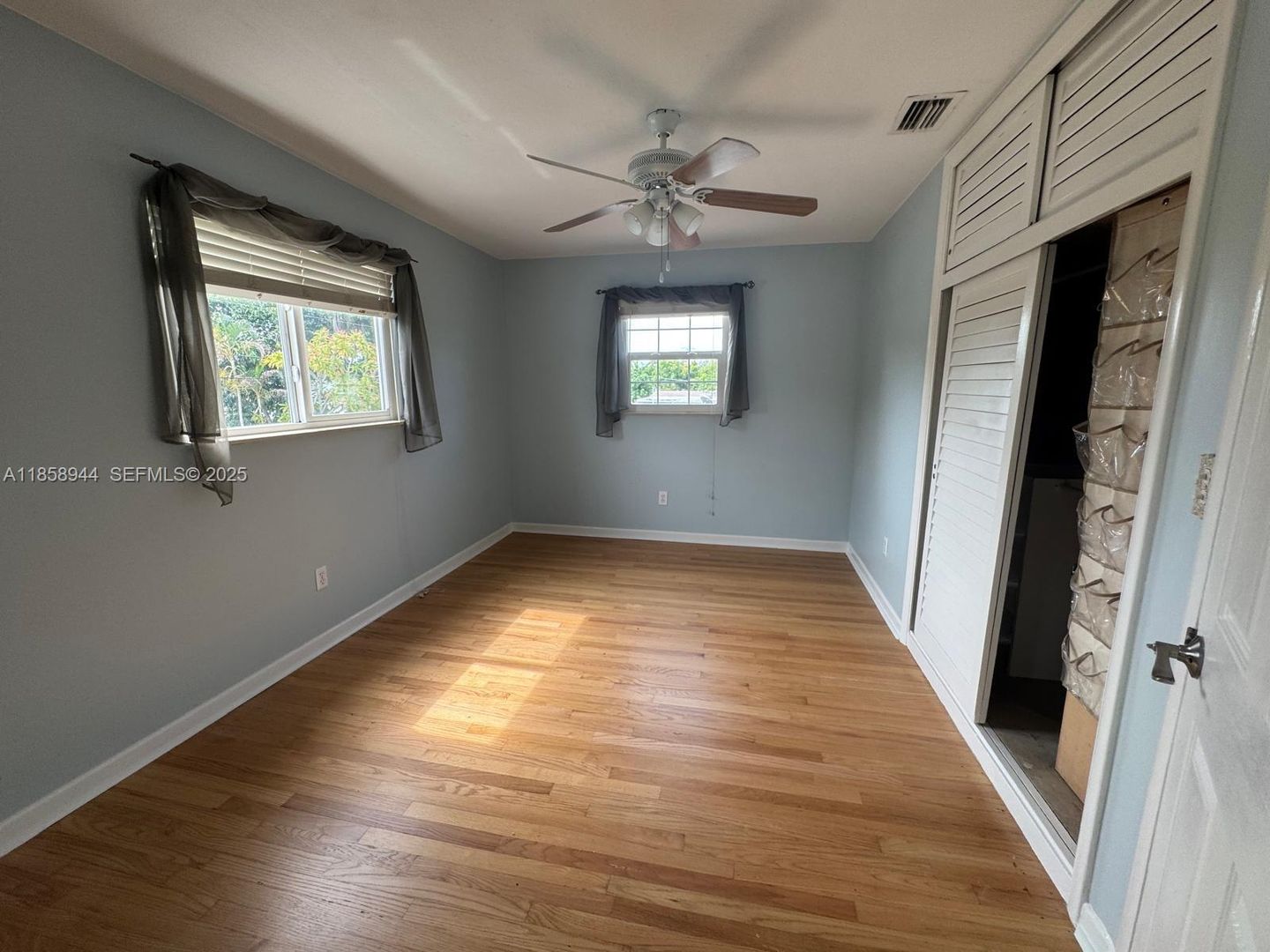 PEMBROKE PINES House: 141 NW 72ND WAY #A