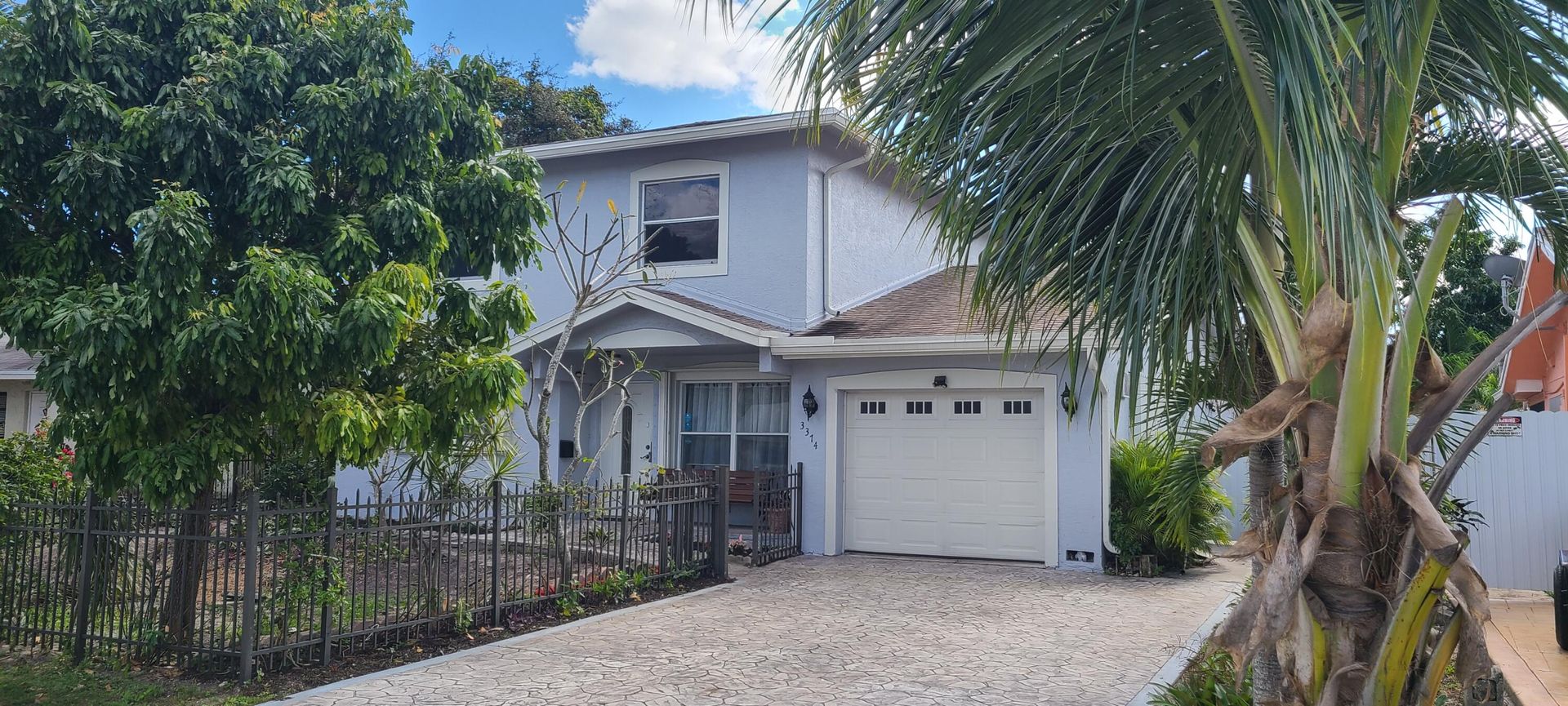 FORT LAUDERDALE House: 3374 NW 64TH ST #3374