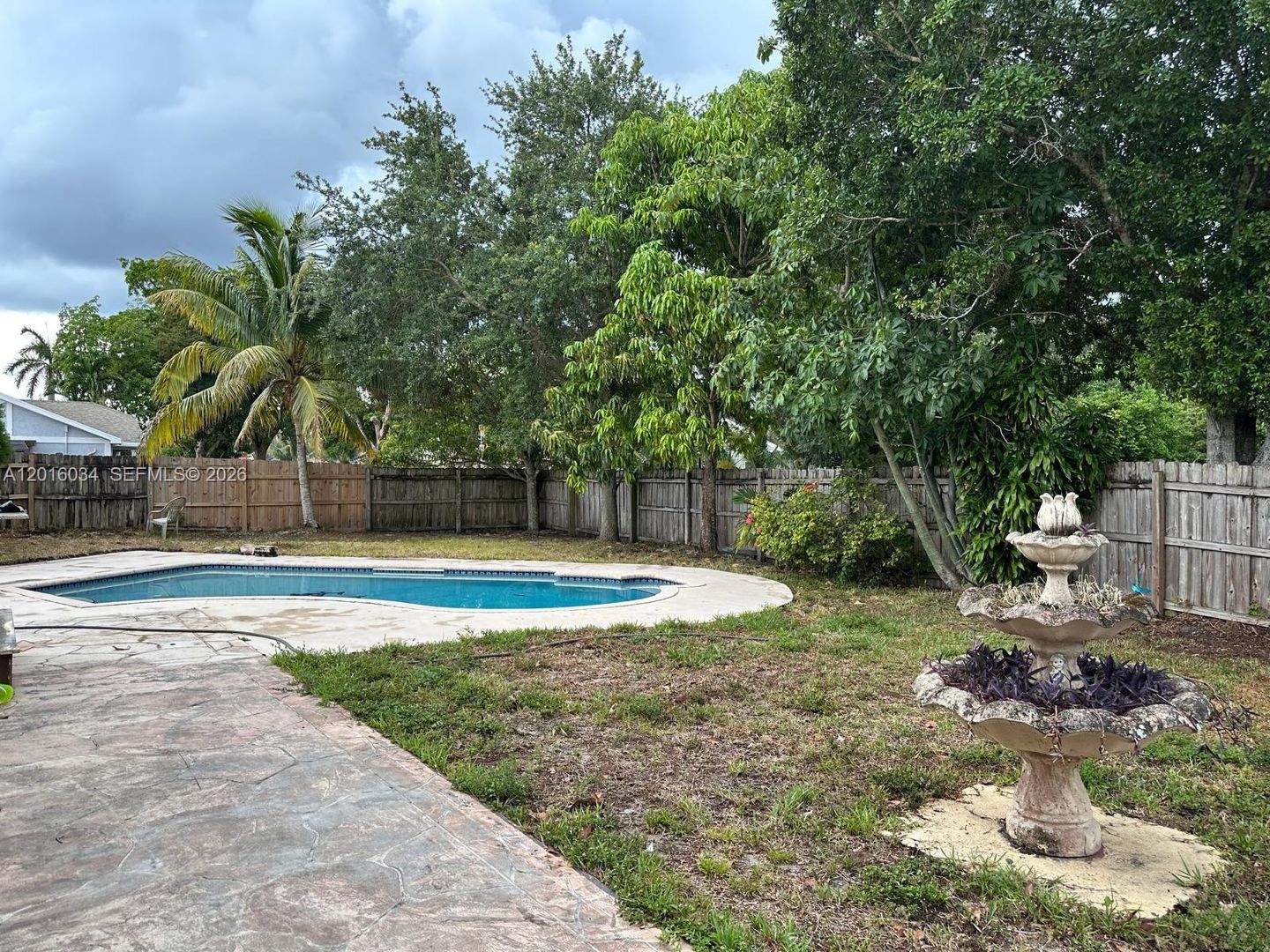 BOCA RATON House: 11143 MODEL CIR #E