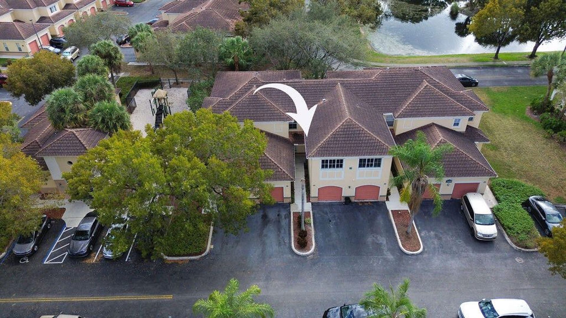 MIRAMAR House: 2400 CENTERGATE DR #202