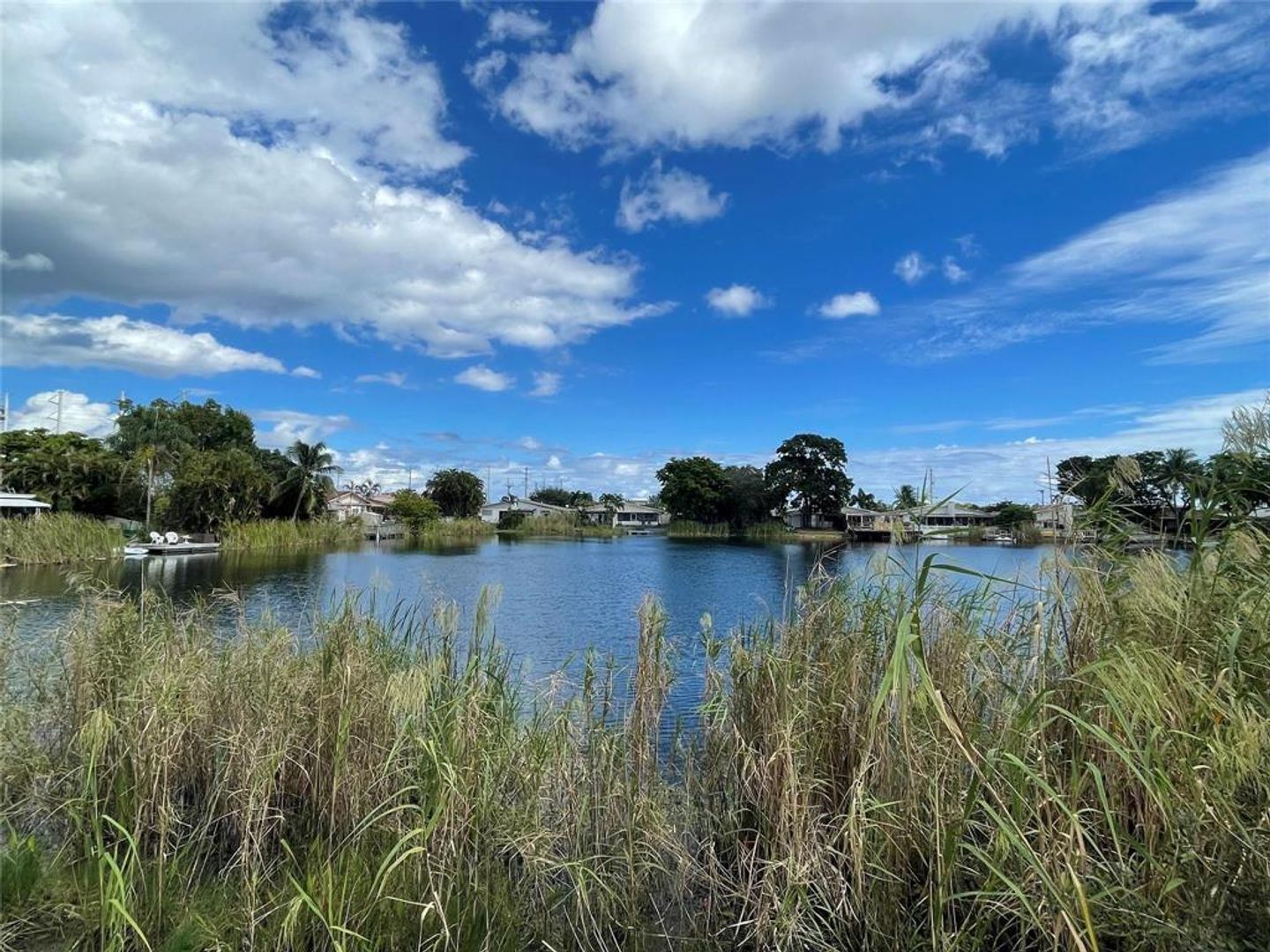 DANIA House: 5420 SW 25TH AVE # 1-2