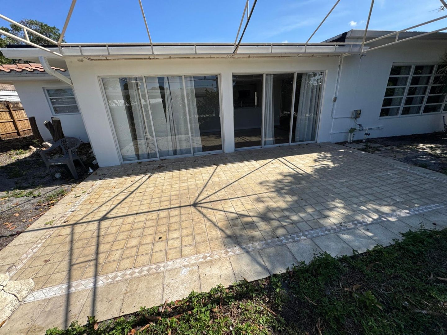 BOCA RATON House: 349 NE 31ST ST