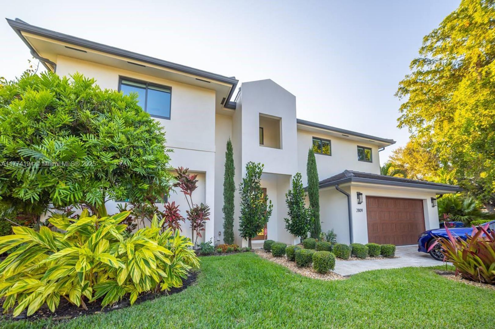 WILTON MANORS House: 2809 NE 14TH AVE